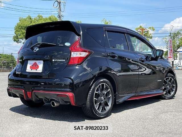 Nissan NOTE 2018-06 329840-2