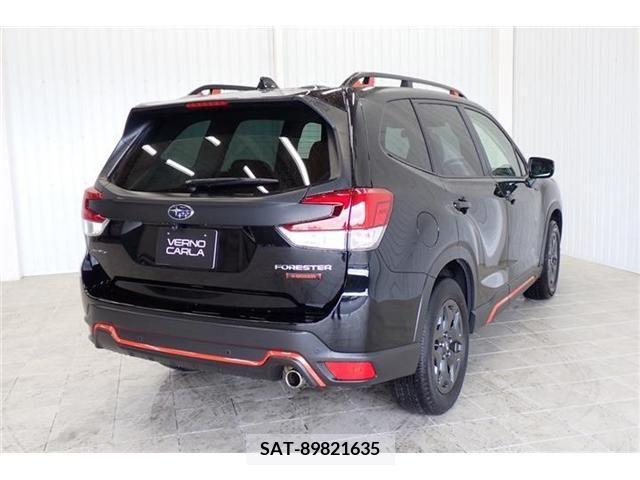Subaru FORESTER 2022-09 390925-4
