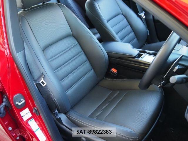 Lexus IS 2023-02 388414-10