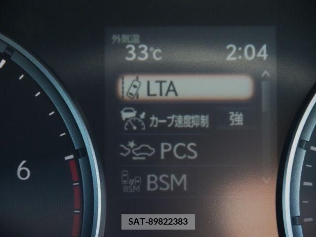 Lexus IS 2023-02 388414-21