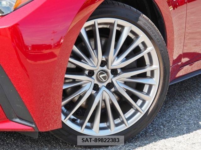 Lexus IS 2023-02 388414-8