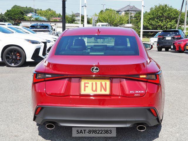 Lexus IS 2023-02 388414-6