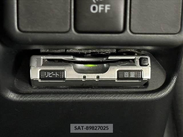 Toyota AQUA 2012-11 385221-5