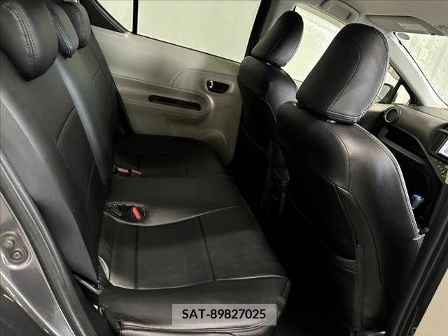 Toyota AQUA 2012-11 385221-16
