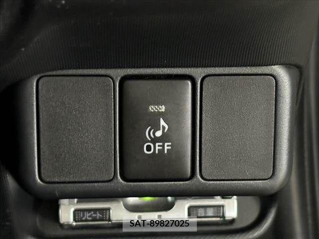 Toyota AQUA 2012-11 385221-24