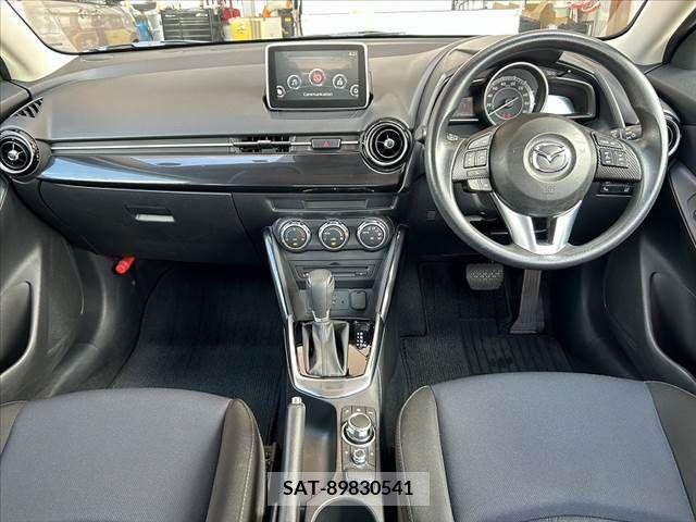 Mazda DEMIO 2015-08 327974-1