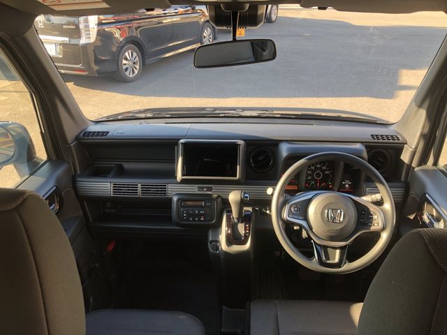 Honda N-VAN 2022-11 181008-12