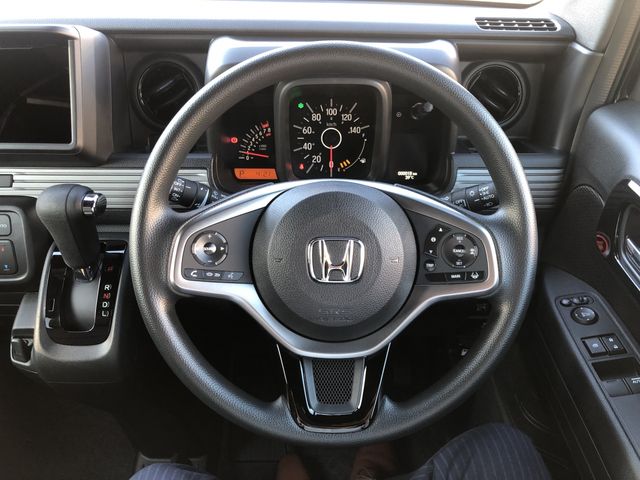 Honda N-VAN 2022-11 181008-19