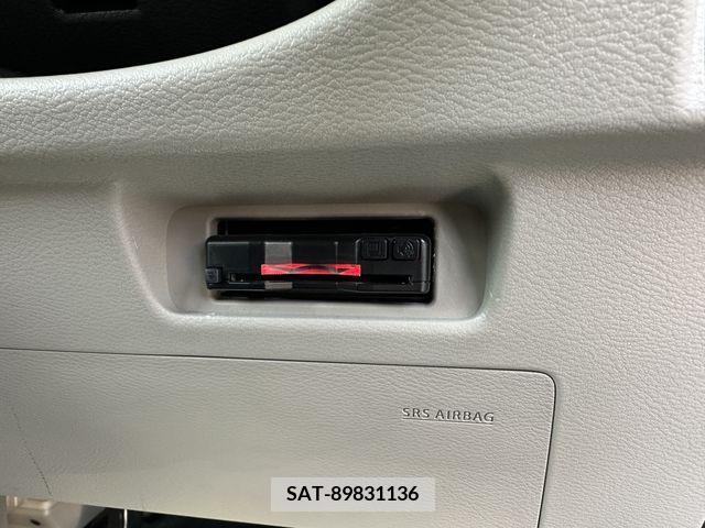 Nissan ROOX 2022-03 215962-7