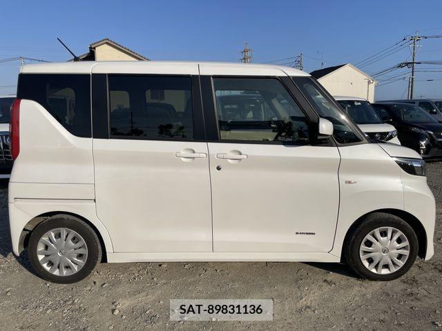 Nissan ROOX 2022-03 215962-15