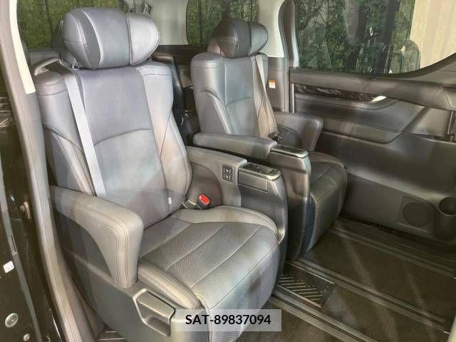 Toyota ALPHARD 2022-11 355392-9