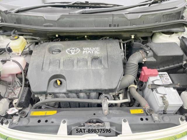 Toyota ISIS 2010-07 327463-18