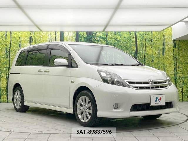 Toyota ISIS 2010-07 327463-16