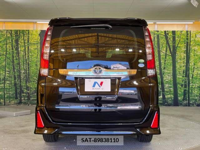 Toyota NOAH 2014-03 339478-16