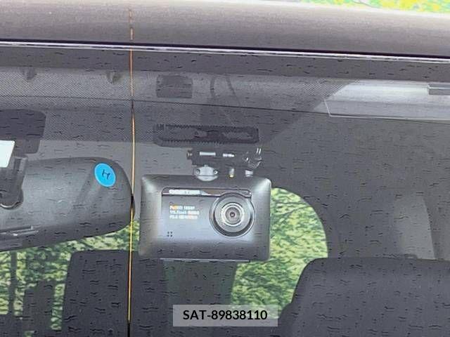 Toyota NOAH 2014-03 339478-5