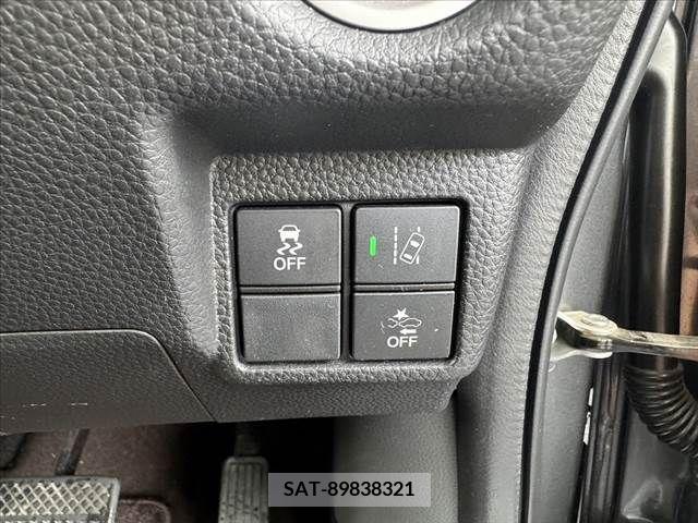 Honda N BOX CUSTOM 2017-08 335451-29