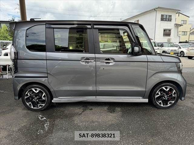 Honda N BOX CUSTOM 2017-08 335451-9