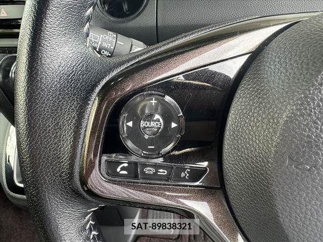 Honda N BOX CUSTOM 2017-08 335451-24