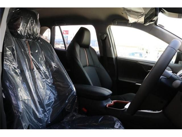 Toyota RAV4 2023-05 10716-19