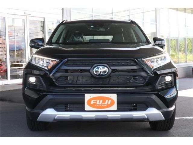 Toyota RAV4 2023-05 10716-28