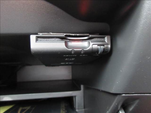 Nissan NOTE 2013-07 5562-21