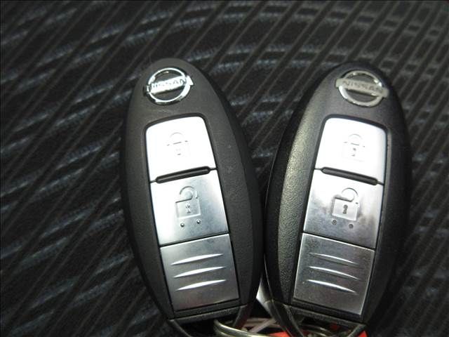 Nissan NOTE 2013-07 5562-24