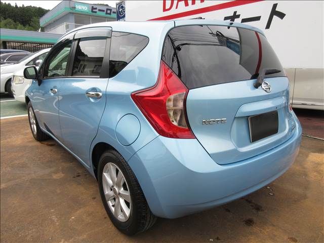 Nissan NOTE 2013-07 5562-1