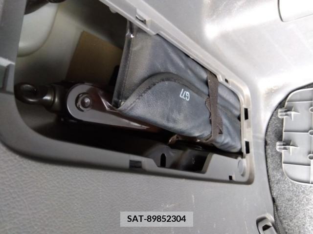 Toyota NOAH 2007-10 326762-14