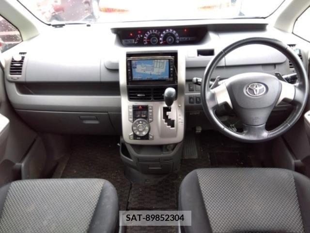 Toyota NOAH 2007-10 326762-4