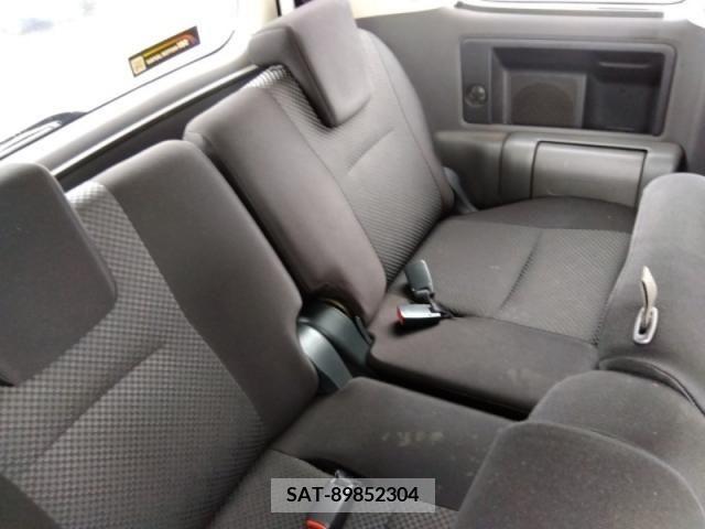 Toyota NOAH 2007-10 326762-7