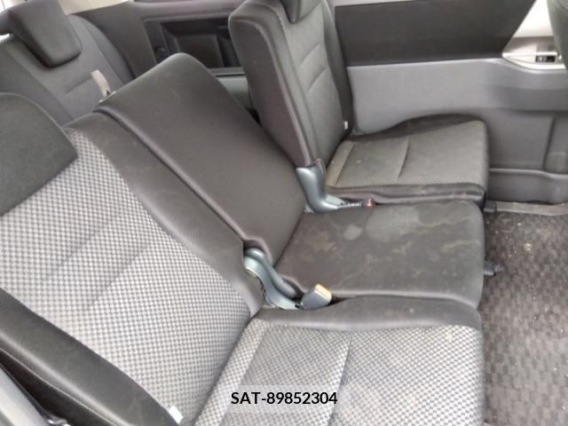 Toyota NOAH 2007-10 326762-6