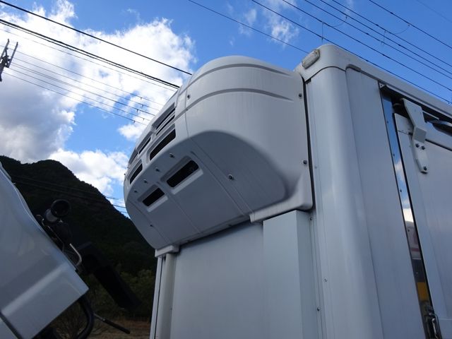 Isuzu ELF TRUCK 2019-08 188765-14