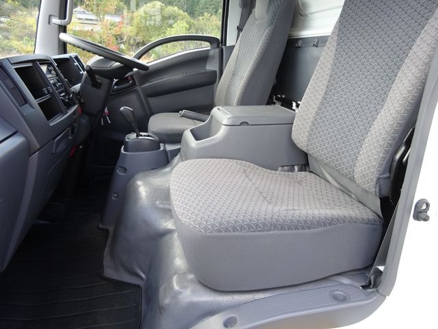 Isuzu ELF TRUCK 2019-08 188765-17