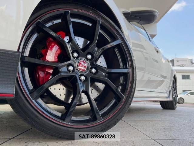 Honda CIVIC 2019-06 357940-13