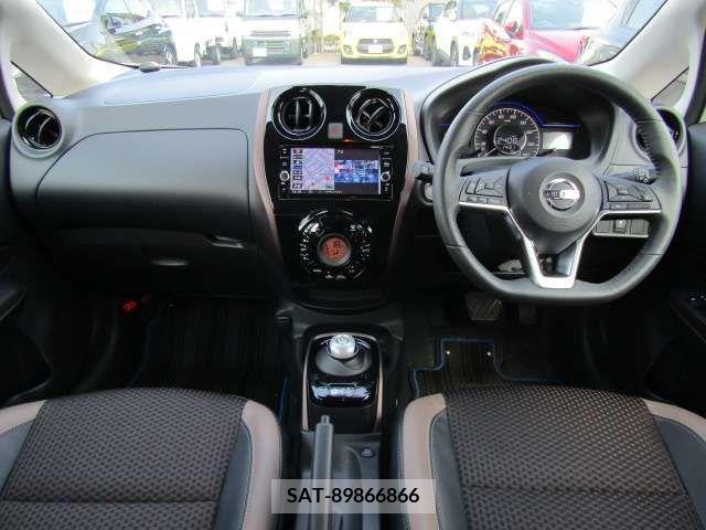 Nissan NOTE 2018-10 365394-15