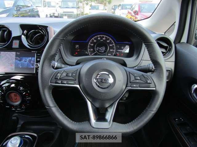Nissan NOTE 2018-10 365394-14