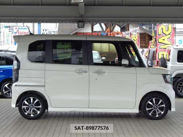 Honda N BOX CUSTOM 2017-12 279363-10