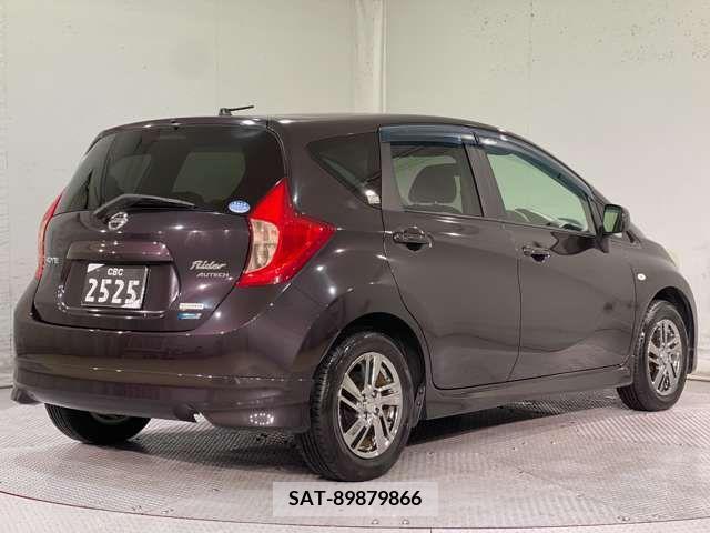 Nissan NOTE 2013-03 204886-8