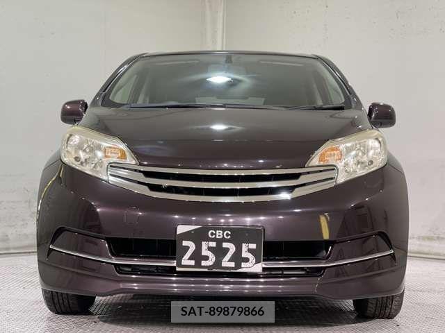 Nissan NOTE 2013-03 204886-6
