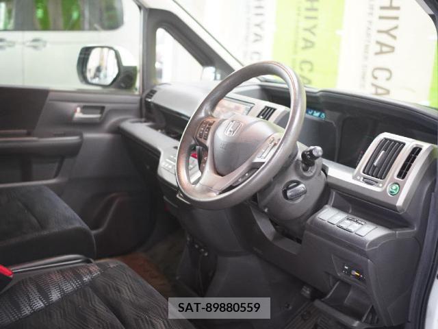 Honda STEP WGN 2013-08 385777-26