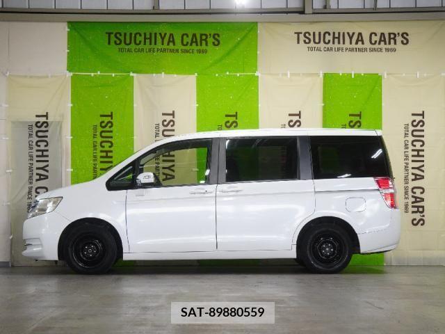 Honda STEP WGN 2013-08 385777-17