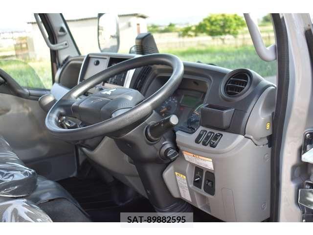 Mitsubishi CANTER 2021-08 294809-6
