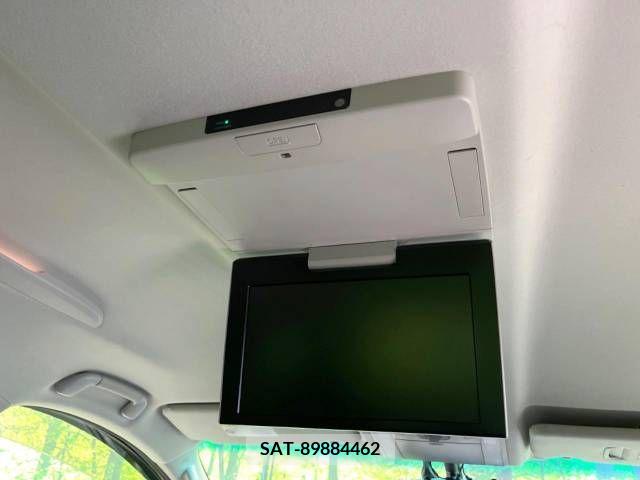 Toyota VELLFIRE 2013-02 243030-3