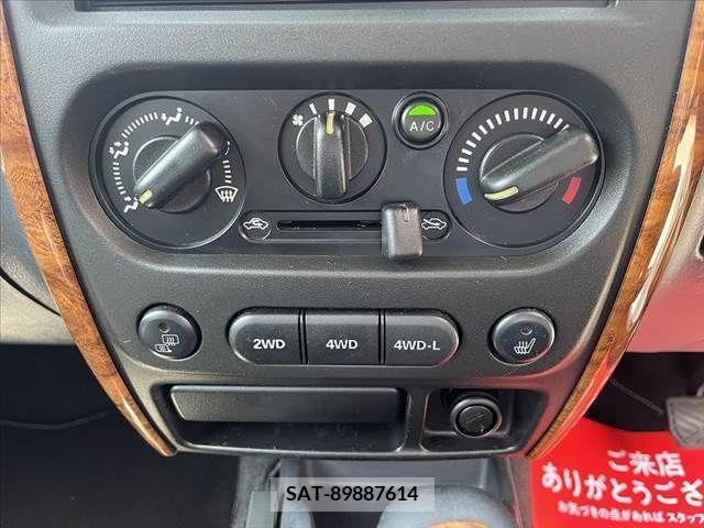 Suzuki JIMNY 2011-04 362143-10