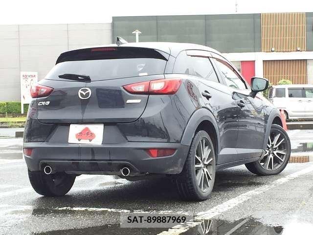 Mazda CX-3 2015-08 378401-2