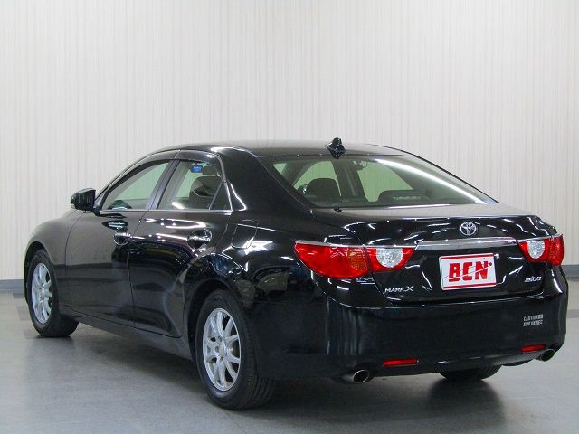 Toyota MARK X 2012-03 187203-8