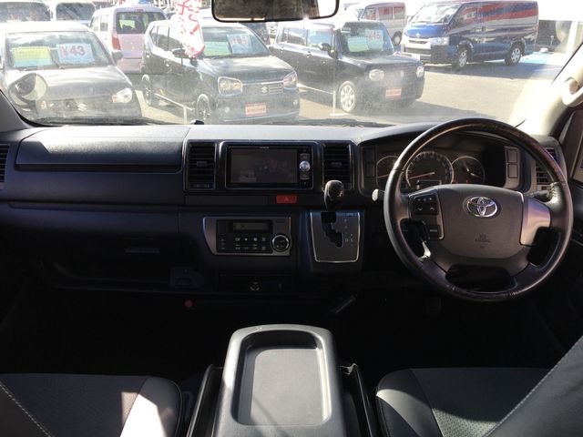 Toyota REGIUSACE VAN 2017-06 192500-5