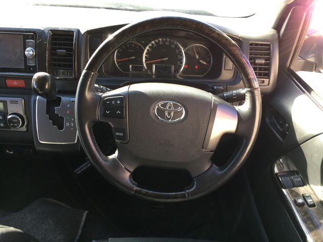 Toyota REGIUSACE VAN 2017-06 192500-7