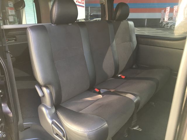 Toyota REGIUSACE VAN 2017-06 192500-9