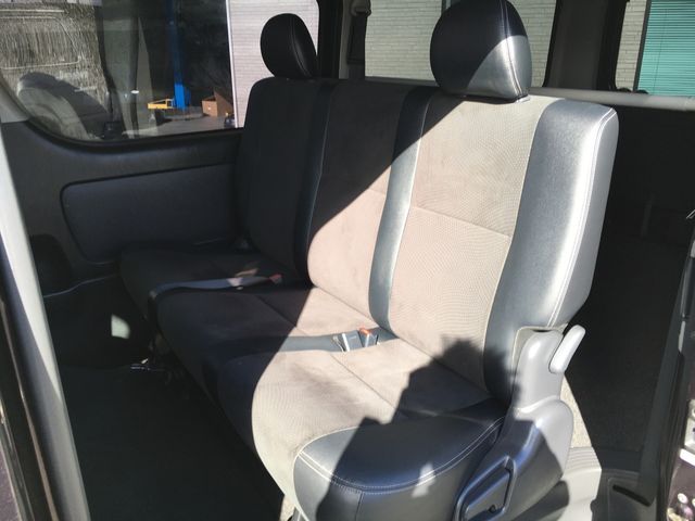 Toyota REGIUSACE VAN 2017-06 192500-11